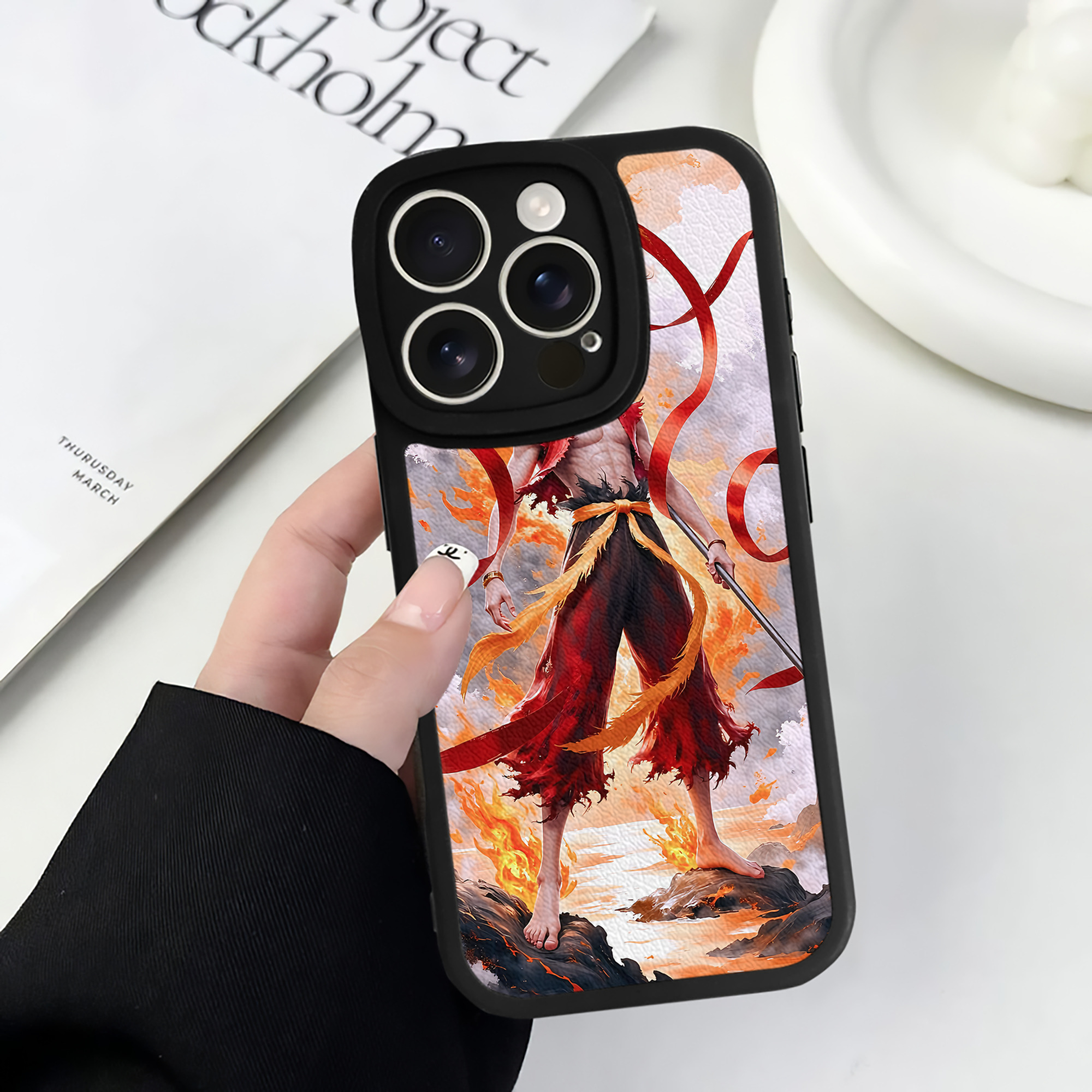 （画像用） Ne Zha 2 ナタ 魔童の大暴れ 【iPhone 16シリーズ対応】シリコンスマホケース（レザー調） 材質：シリコン